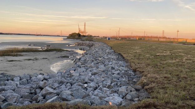 RUSH Marine: Shore Stabilization of Area 1, MCSF Blount Island