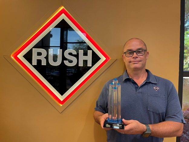 2020-National-Safety-Award-with-Shawn